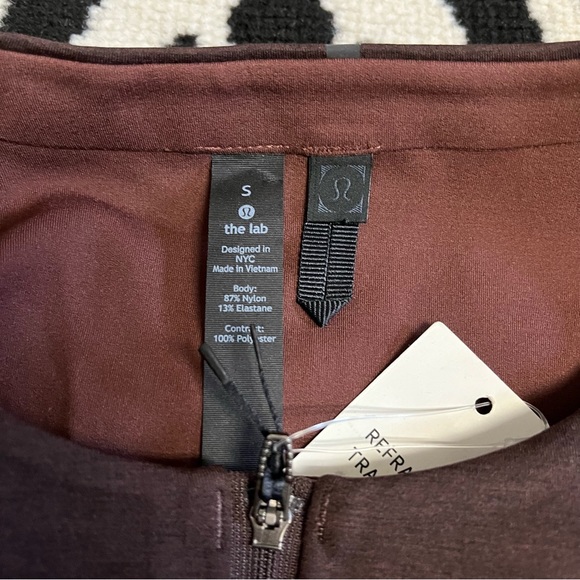 NWT Lululemon Refract Track Jacket Lululemon LAB Cedar/Black Size Small - Picture 8 of 12